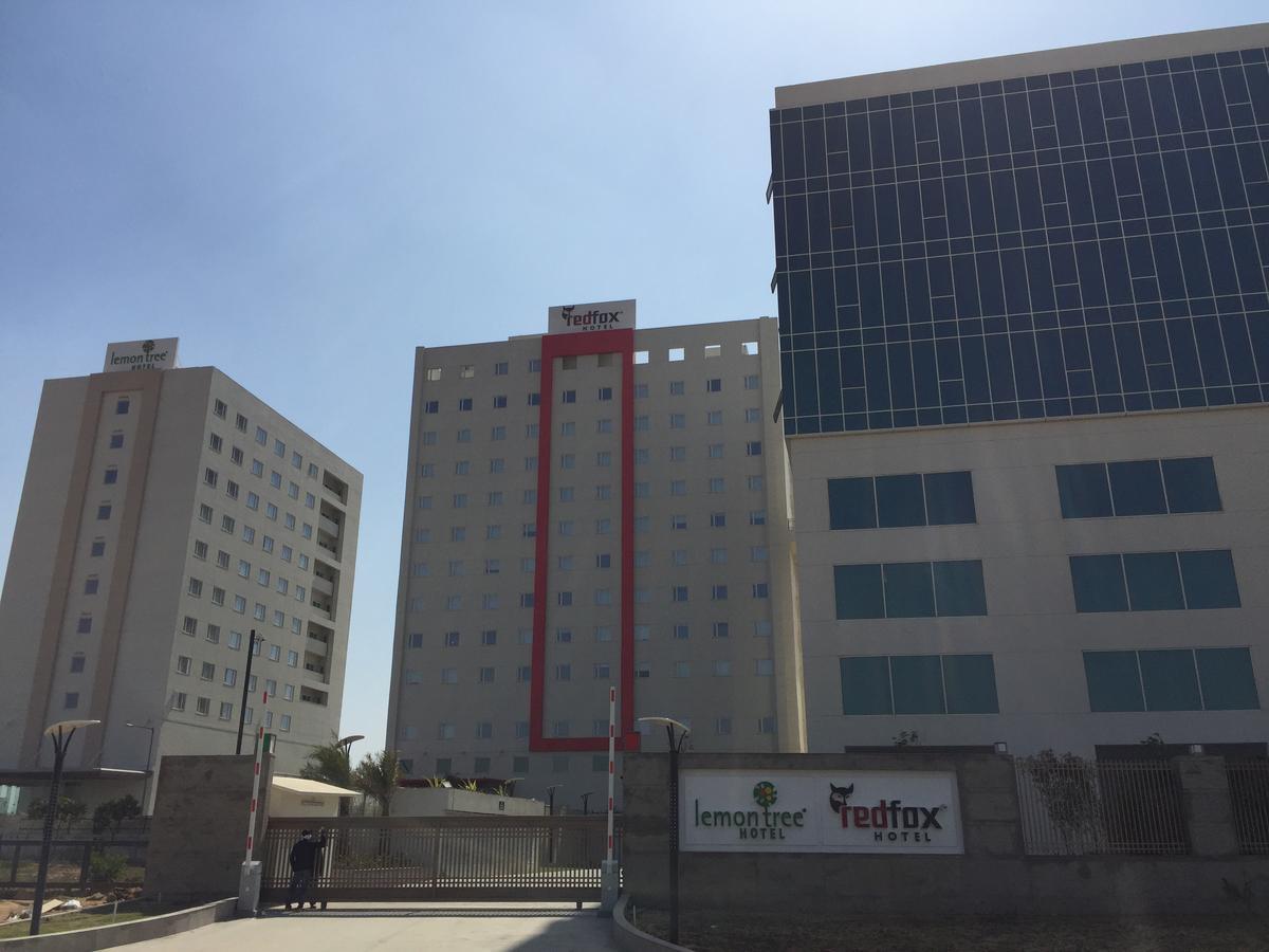 Red Fox By Lemon Tree Hotels, Sector 60, Gurugram Gurgaon Extérieur photo